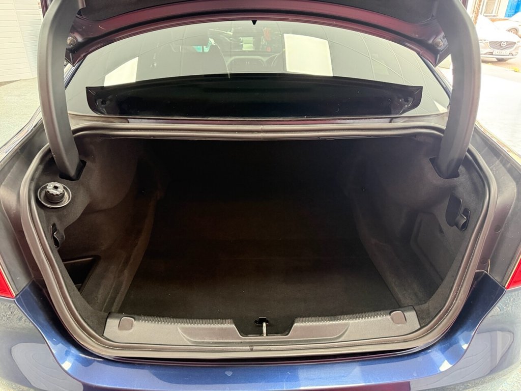 Used Jaguar XE 2017 for sale - 77341313: Photo 11