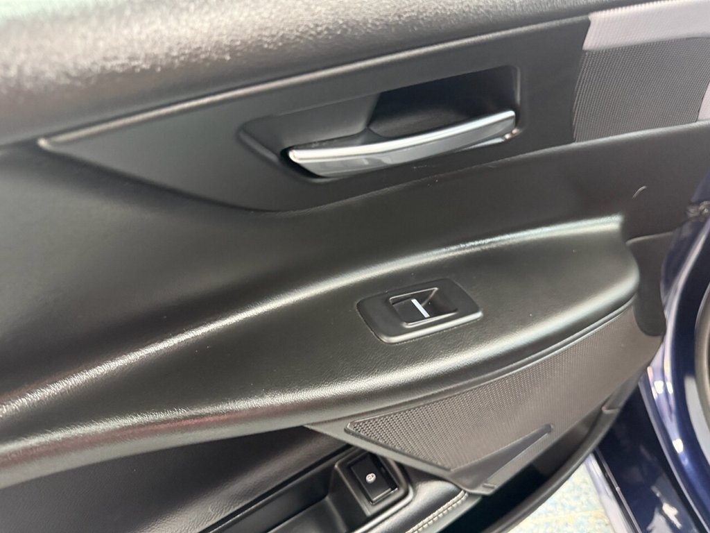 Used Jaguar XE 2017 for sale - 77341313: Photo 17