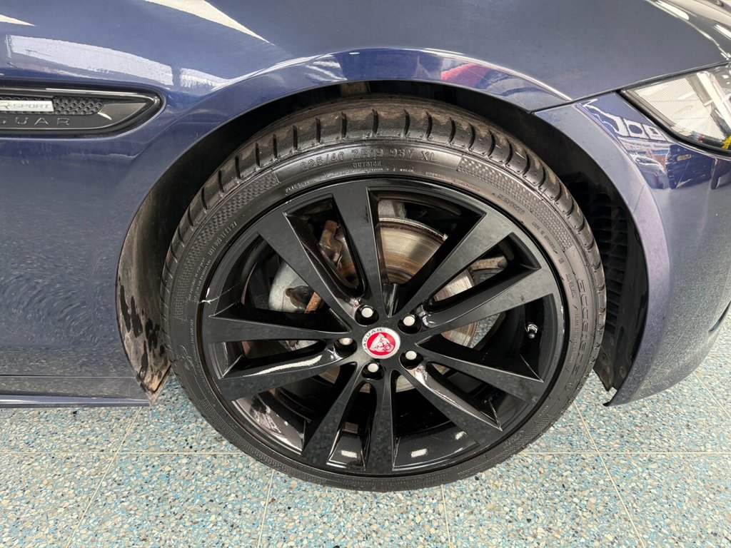 Used Jaguar XE 2017 for sale - 77341313: Photo 23