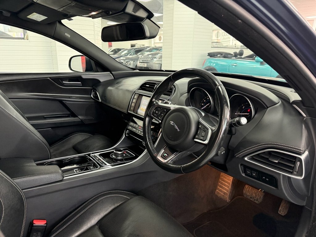 Used Jaguar XE 2017 for sale - 77341313: Photo 24