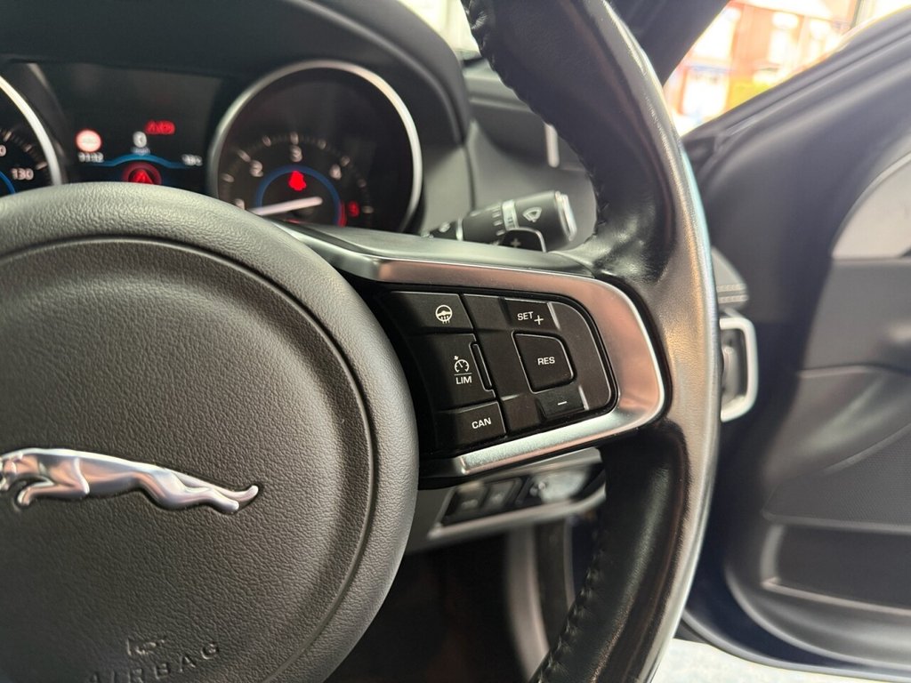 Used Jaguar XE 2017 for sale - 77341313: Photo 30