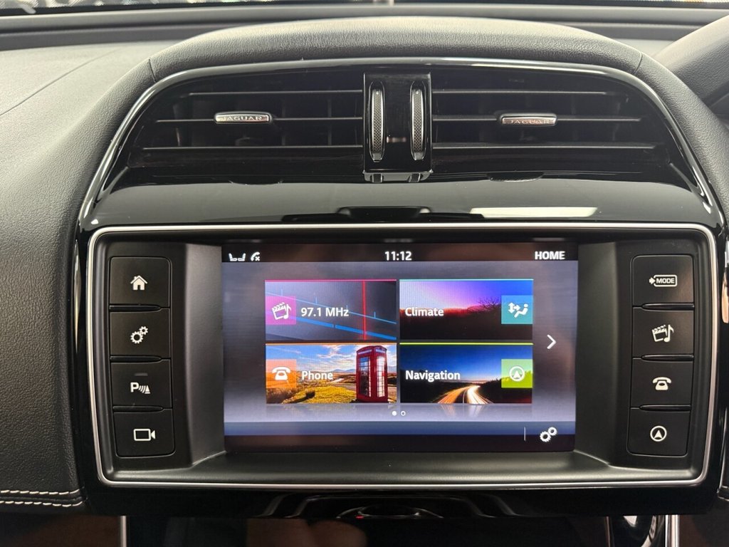 Used Jaguar XE 2017 for sale - 77341313: Photo 32