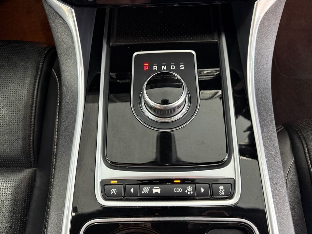 Used Jaguar XE 2017 for sale - 77341313: Photo 42