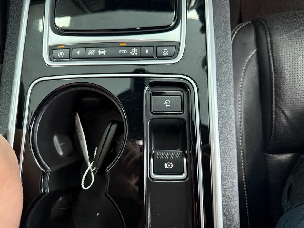 Used Jaguar XE 2017 for sale - 77341313: Photo 43