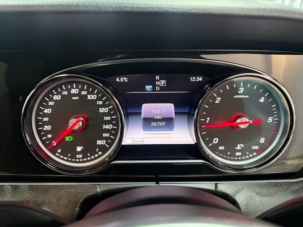 Used Mercedes-Benz E Class 2017 for sale - 77369888: Photo 32