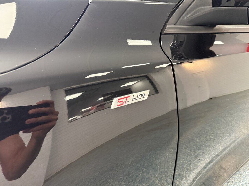 Used Ford Focus 2022 for sale - 76776626: Photo 16