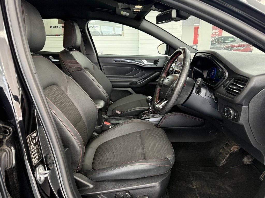 Used Ford Focus 2022 for sale - 76776626: Photo 21