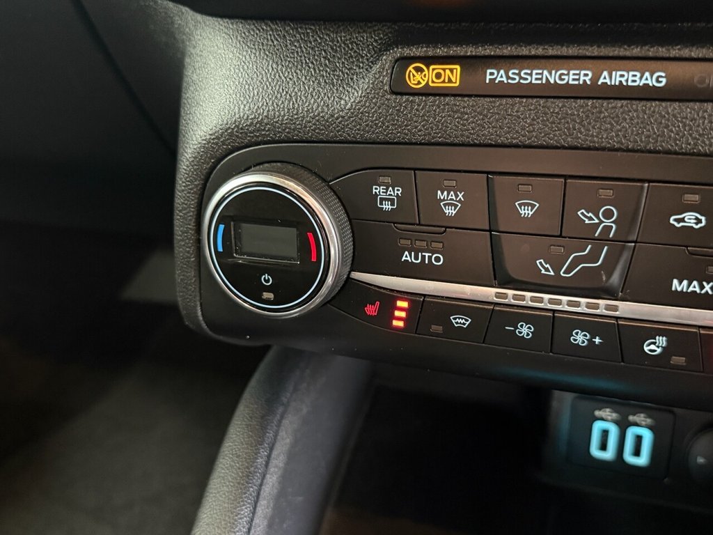 Used Ford Focus 2022 for sale - 76776626: Photo 38