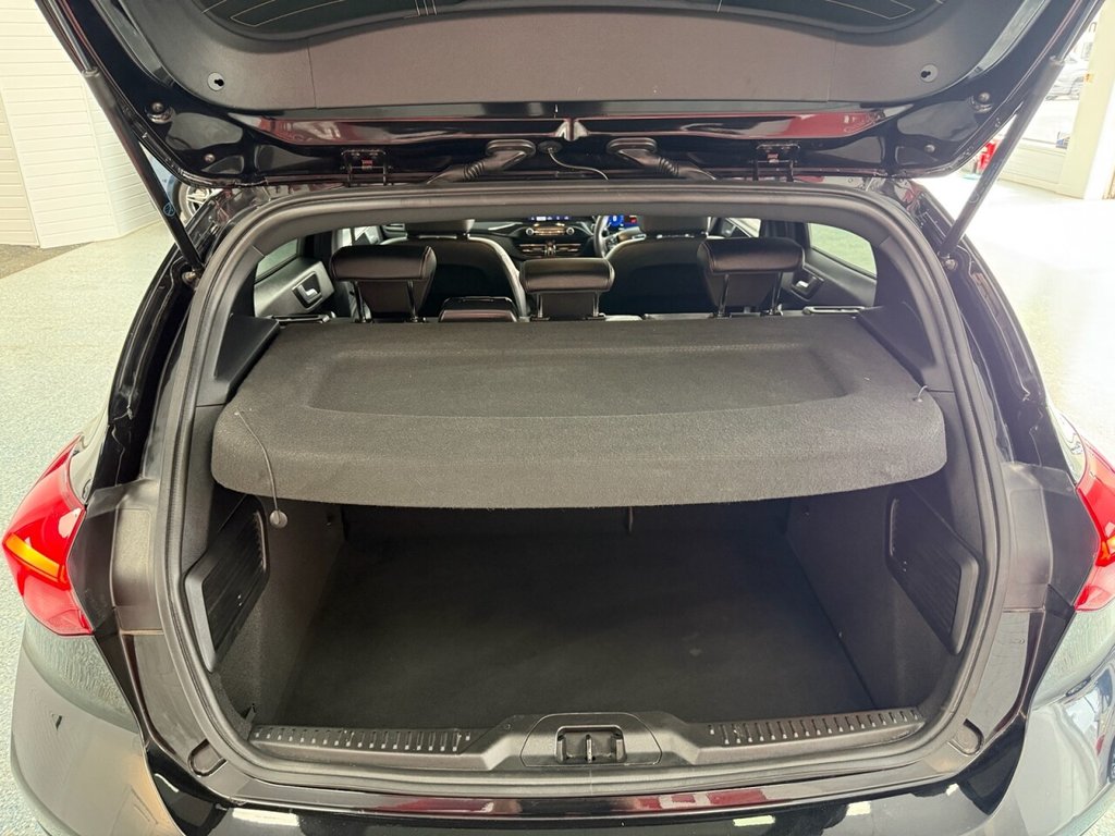 Used Ford Focus 2022 for sale - 76776626: Photo 9