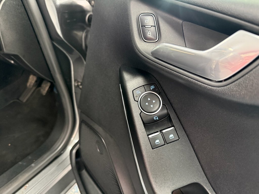 Used Ford Fiesta 2017 for sale - 76910261: Photo 22