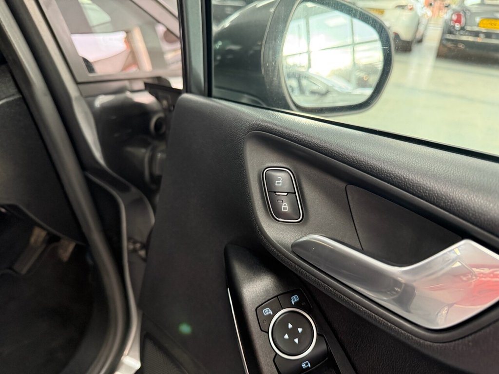 Used Ford Fiesta 2017 for sale - 76910261: Photo 23