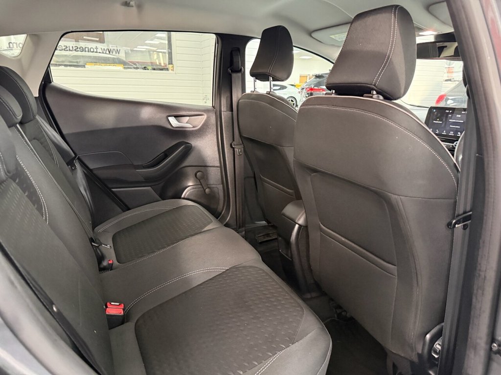 Used Ford Fiesta 2017 for sale - 76910261: Photo 4