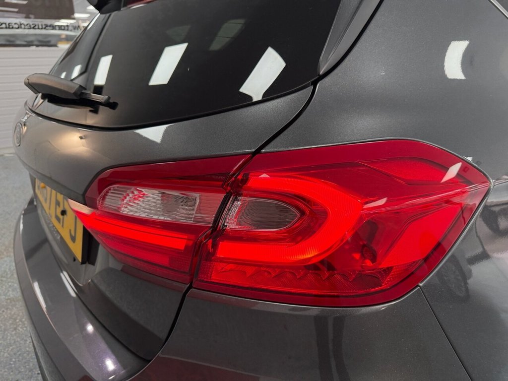 Used Ford Fiesta 2017 for sale - 76910261: Photo 6