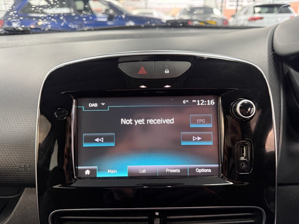 Used Renault Clio 2017 for sale - 77534523: Photo 31