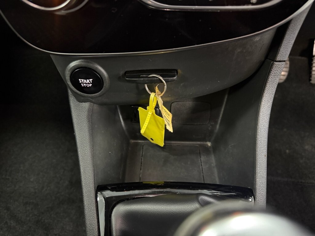 Used Renault Clio 2017 for sale - 77534523: Photo 37