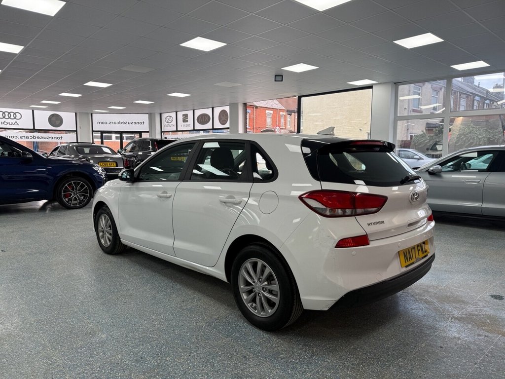 Used Hyundai i30 2017 for sale - 77609347: Photo 12