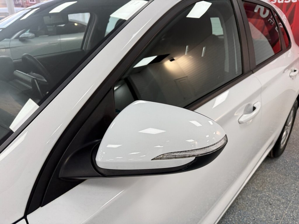 Used Hyundai i30 2017 for sale - 77609347: Photo 16