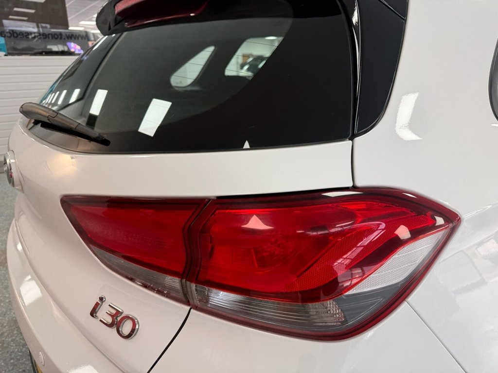 Used Hyundai i30 2017 for sale - 77609347: Photo 7