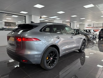 Used Jaguar F-Pace 2019 for sale - 79518028: Photo