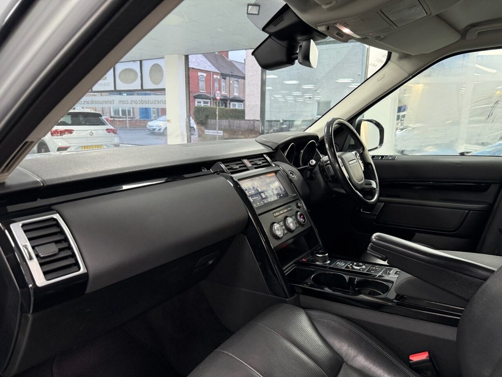 Used Land Rover Discovery 2019 for sale - 77372910: Photo 15