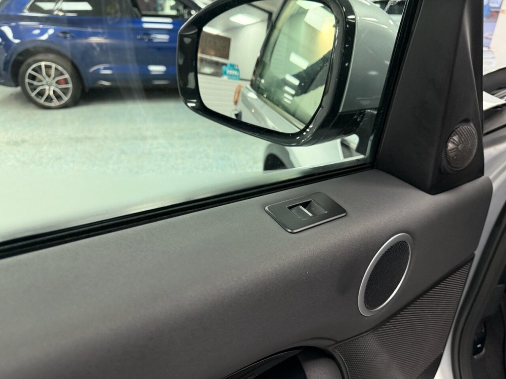 Used Land Rover Discovery 2019 for sale - 77372910: Photo 19