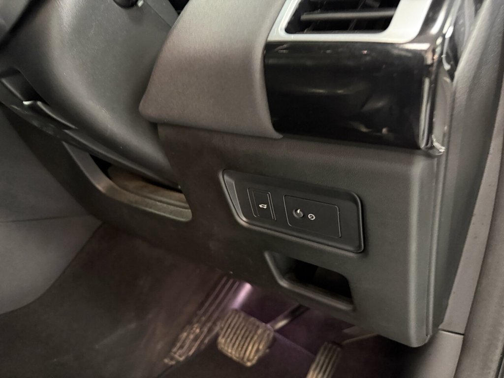 Used Land Rover Discovery 2019 for sale - 77372910: Photo 29