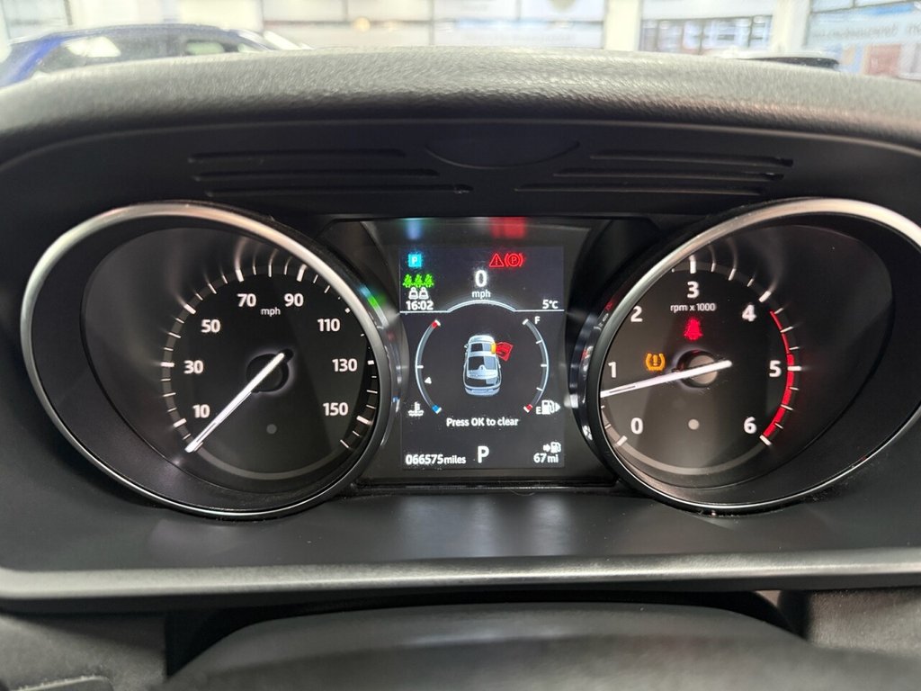 Used Land Rover Discovery 2019 for sale - 77372910: Photo 34