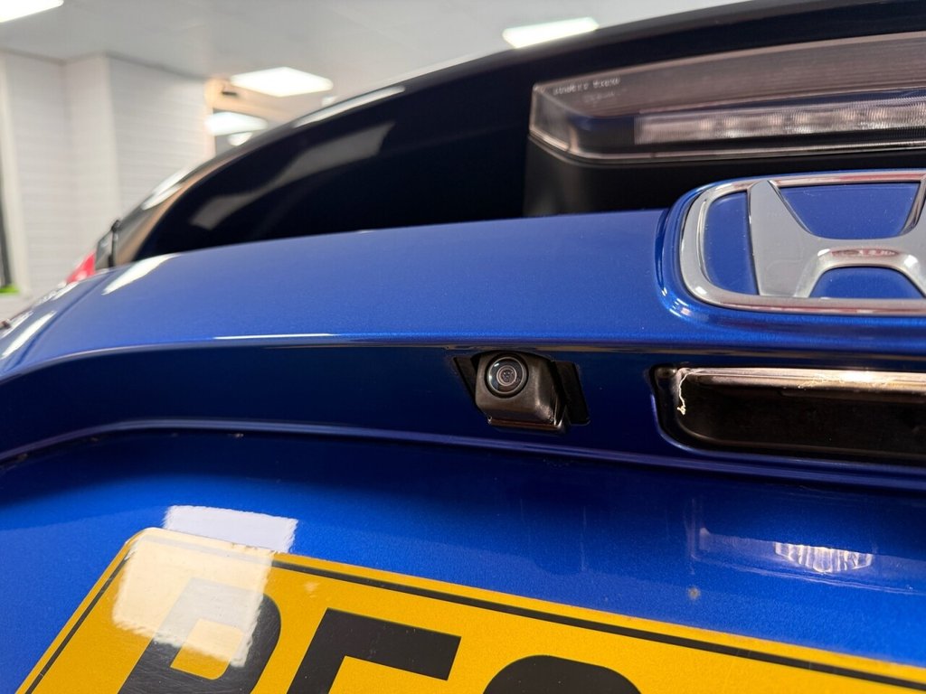 Used Honda Civic 2018 for sale - 76783840: Photo 10