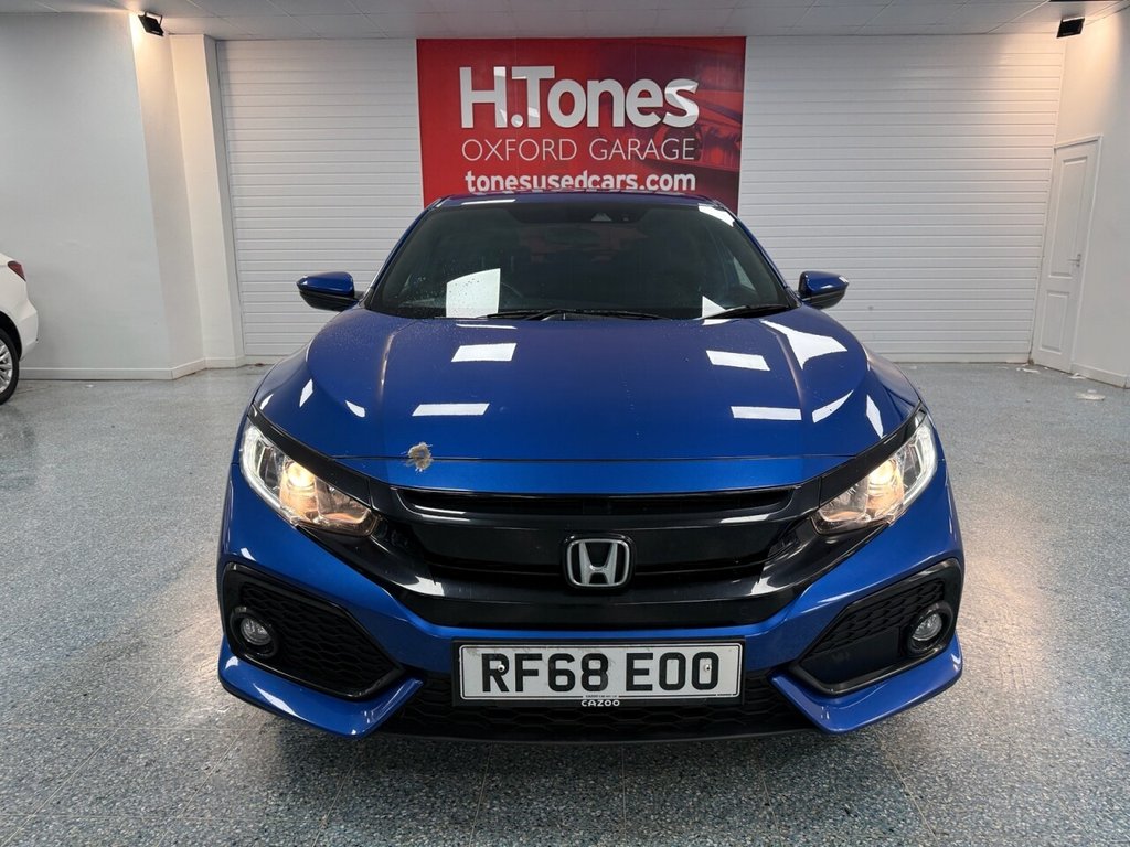 Used Honda Civic 2018 for sale - 76783840: Photo 22