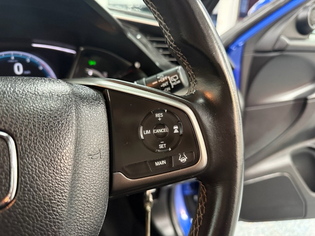 Used Honda Civic 2018 for sale - 76783840: Photo 30