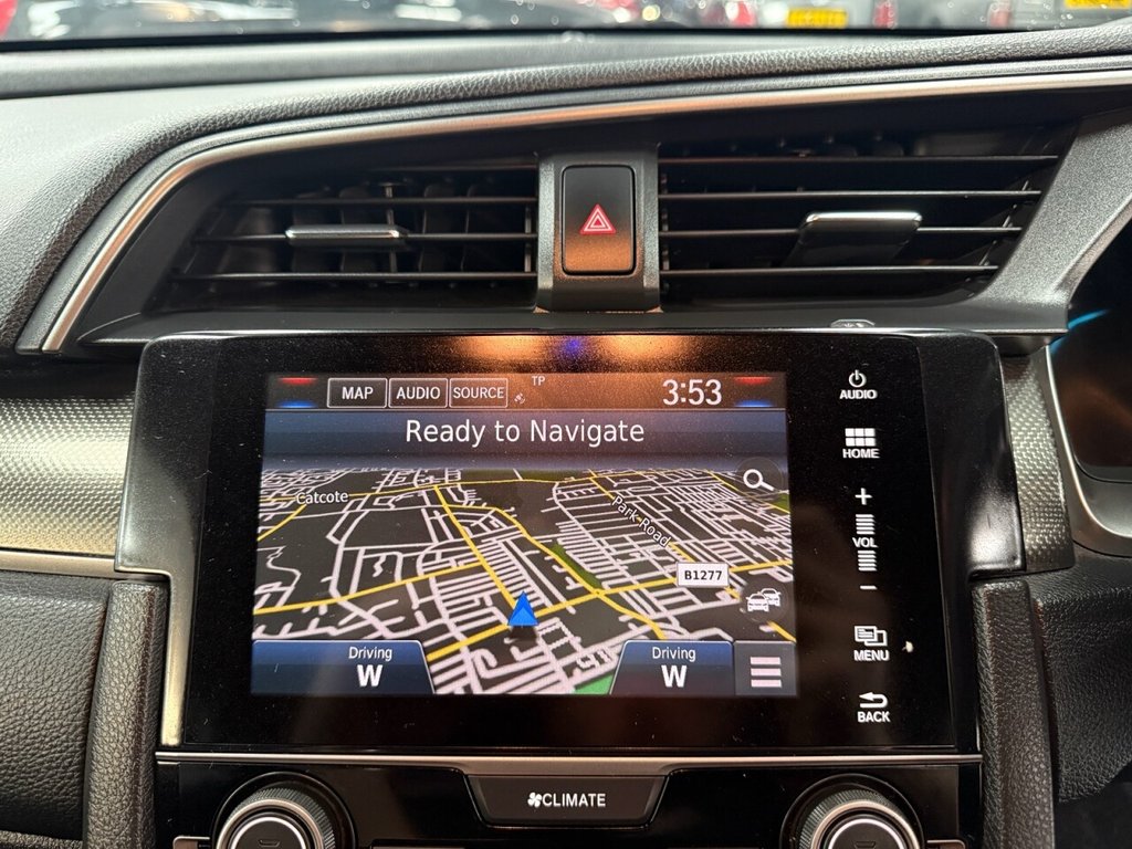 Used Honda Civic 2018 for sale - 76783840: Photo 33