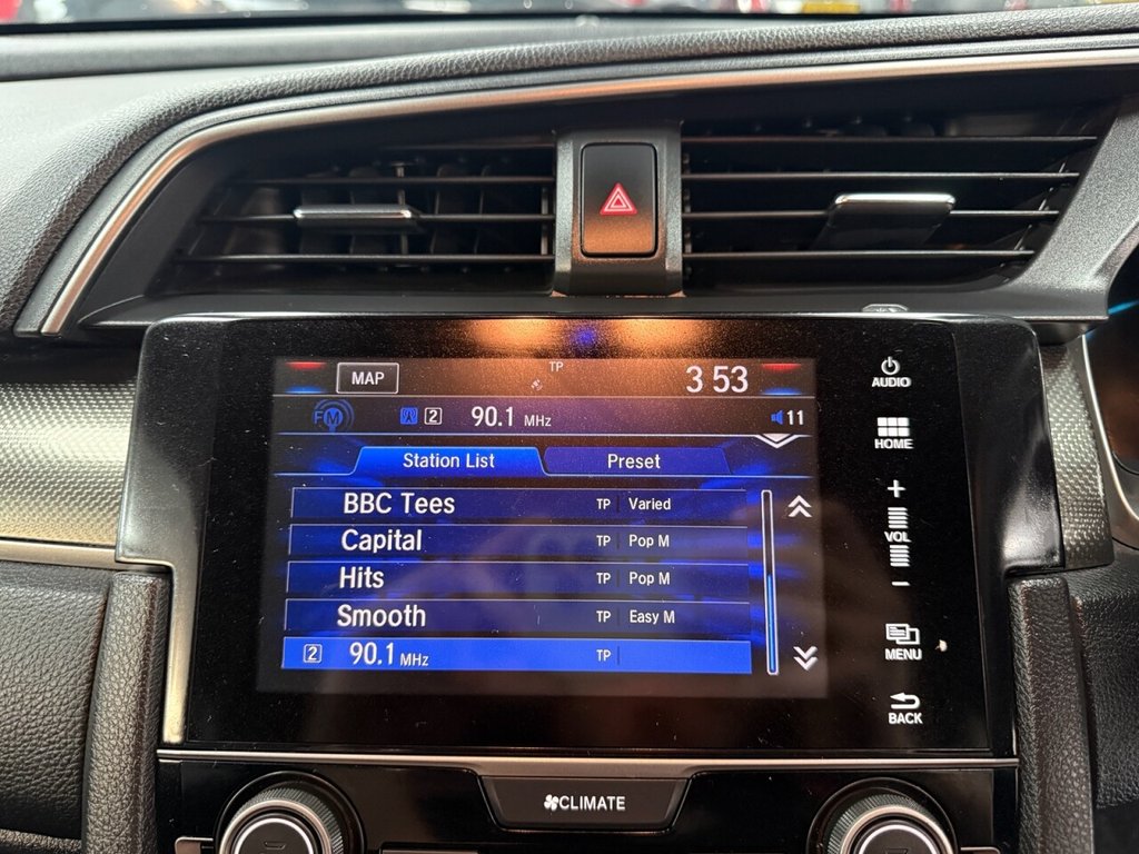 Used Honda Civic 2018 for sale - 76783840: Photo 34