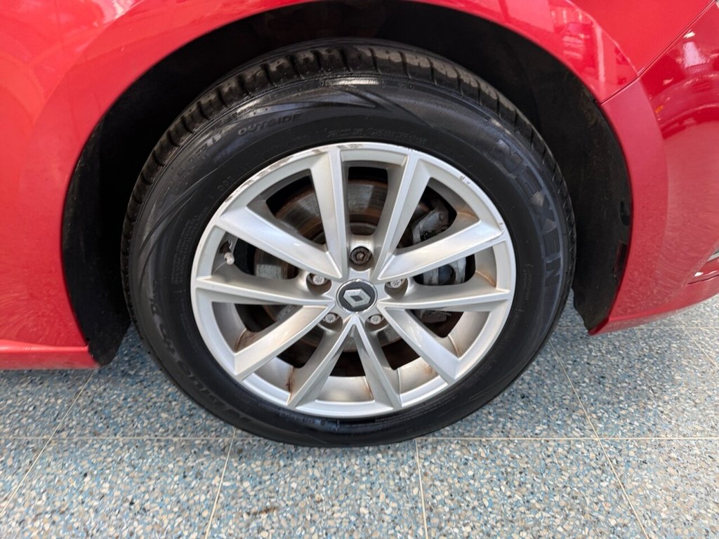 Used Renault Megane 2017 for sale - 76776590: Photo 20