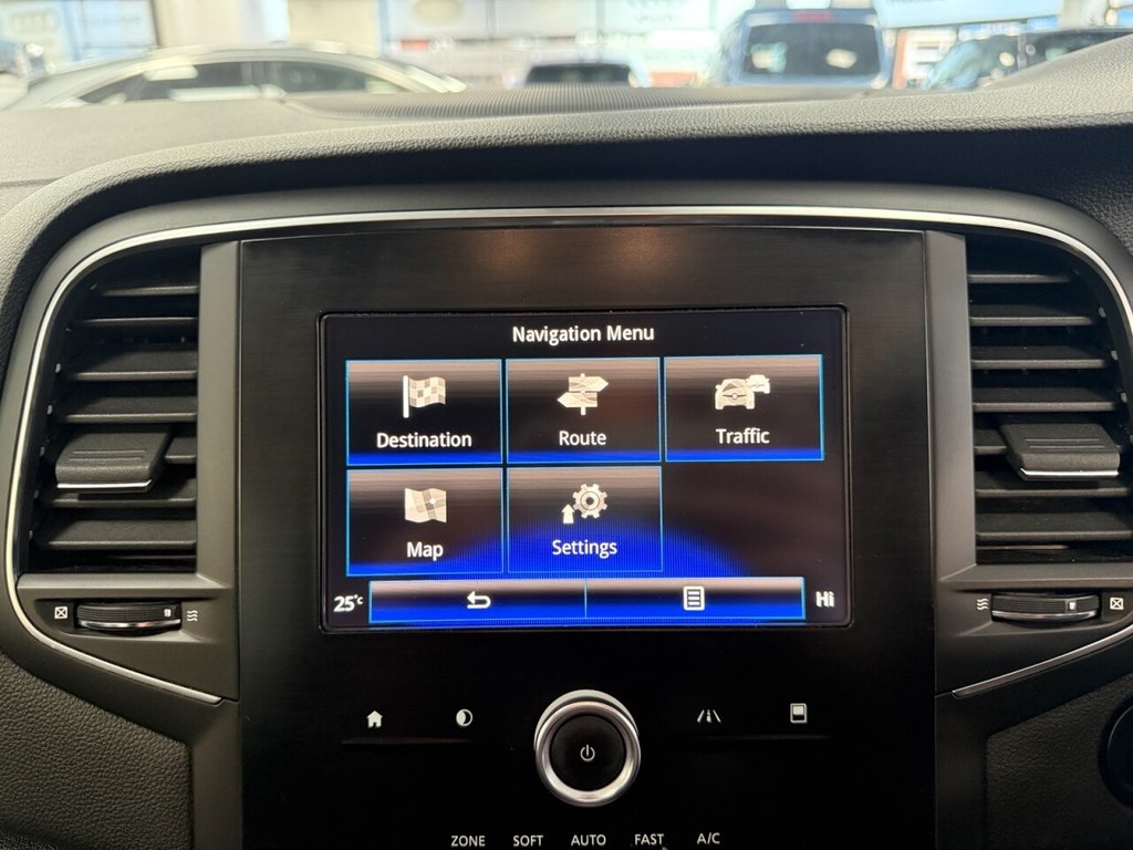 Used Renault Megane 2017 for sale - 76776590: Photo 32