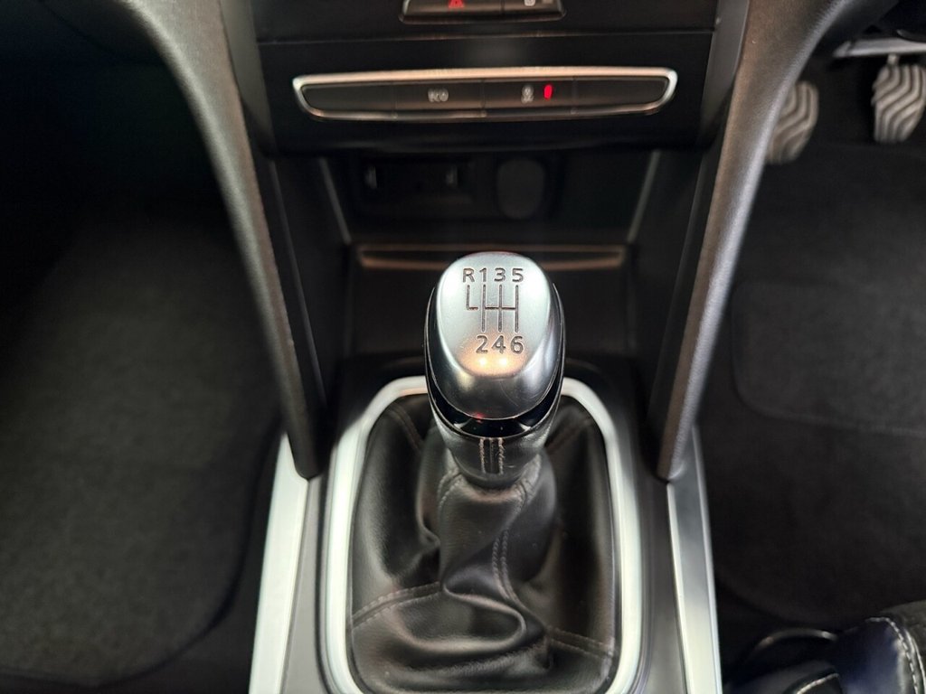 Used Renault Megane 2017 for sale - 76776590: Photo 41