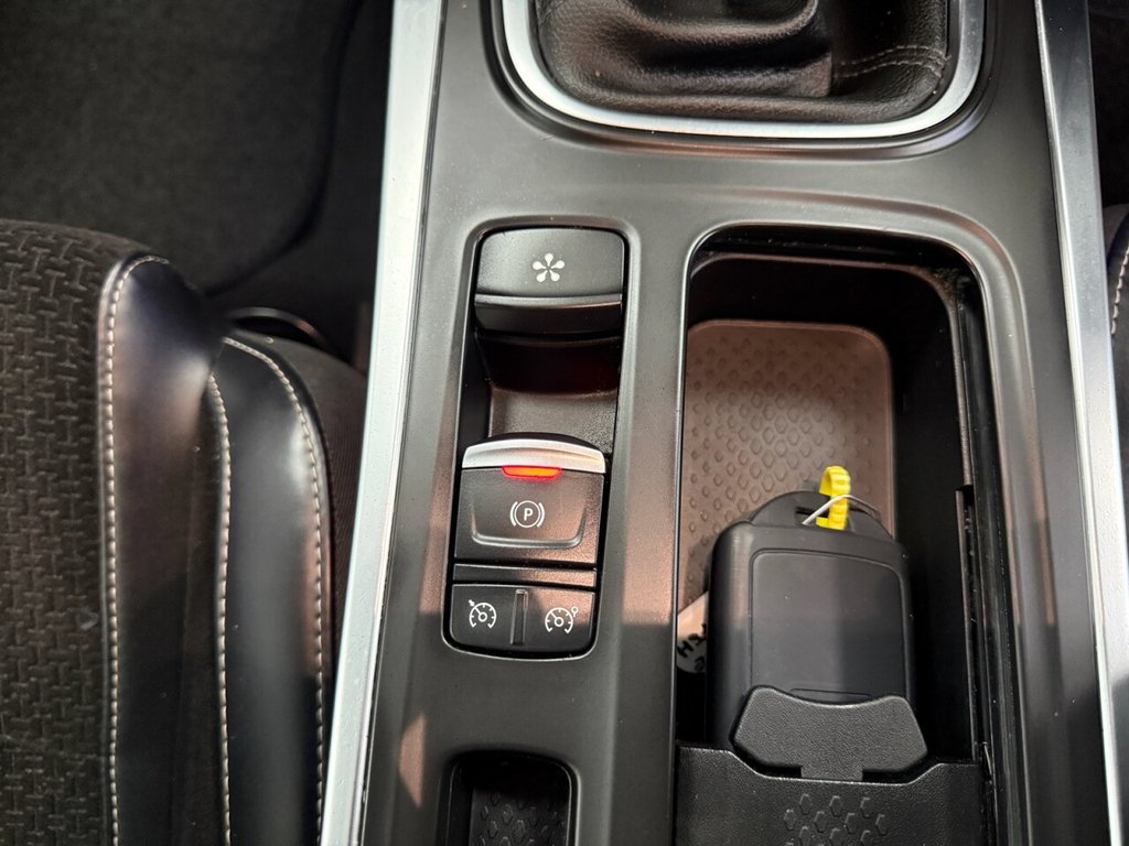 Used Renault Megane 2017 for sale - 76776590: Photo 42