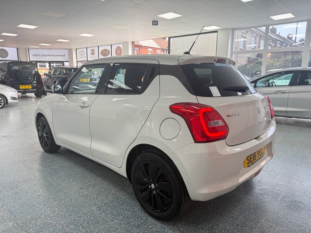 Used Suzuki Swift 2018 for sale - 76776557: Photo 12