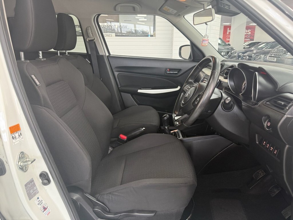 Used Suzuki Swift 2018 for sale - 76776557: Photo 23