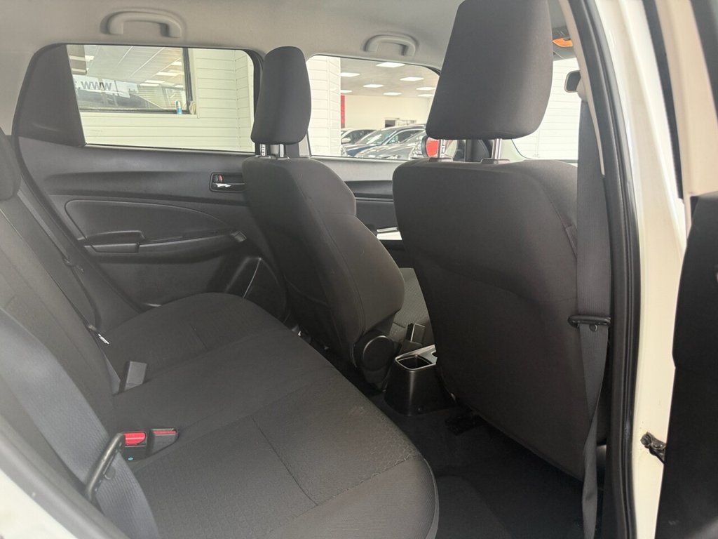 Used Suzuki Swift 2018 for sale - 76776557: Photo 4