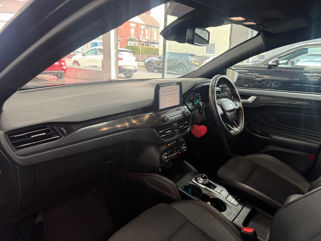 Used Ford Focus 2019 for sale - 77952952: Photo 12