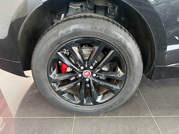 Used Jaguar F-Pace 2019 for sale - 79884625: Photo