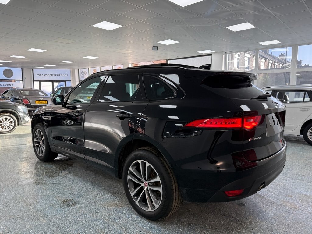 Used Jaguar F-Pace 2018 for sale - 76909779: Photo 14