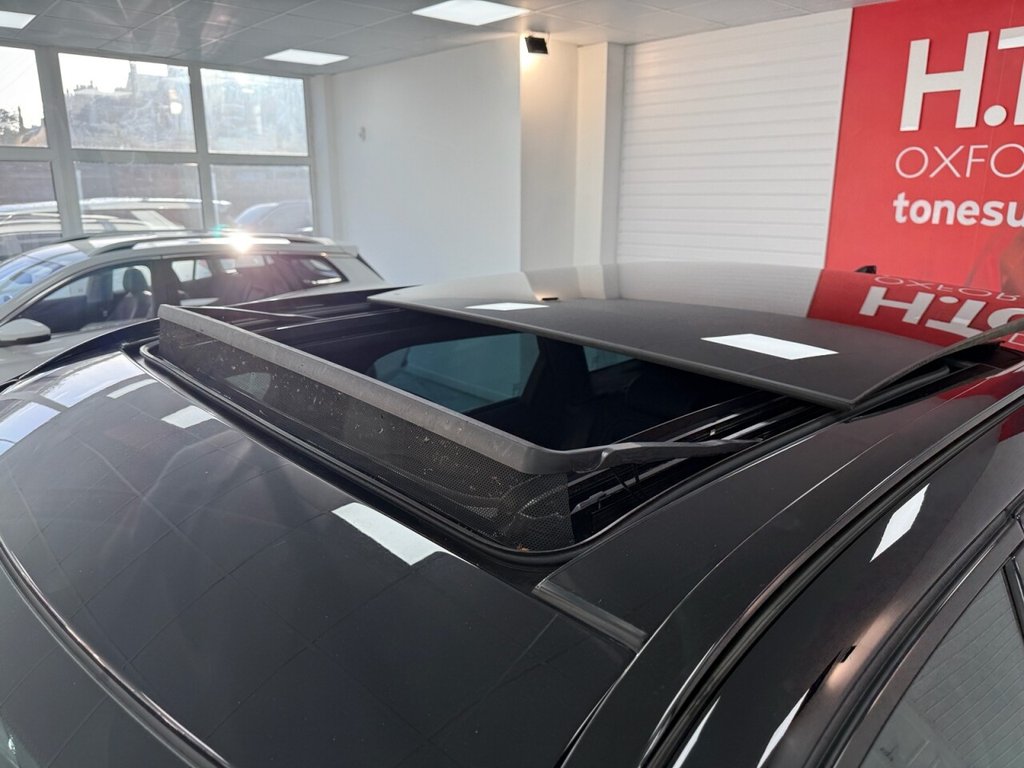 Used Jaguar F-Pace 2018 for sale - 76909779: Photo 22