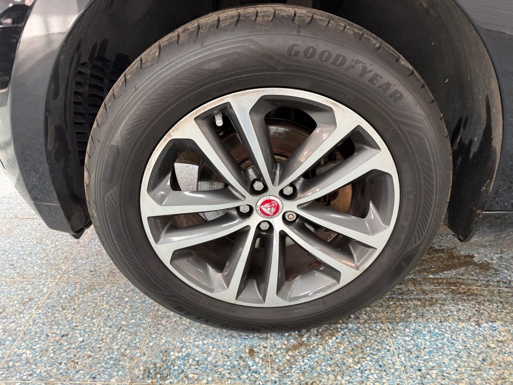 Used Jaguar F-Pace 2018 for sale - 76909779: Photo 24