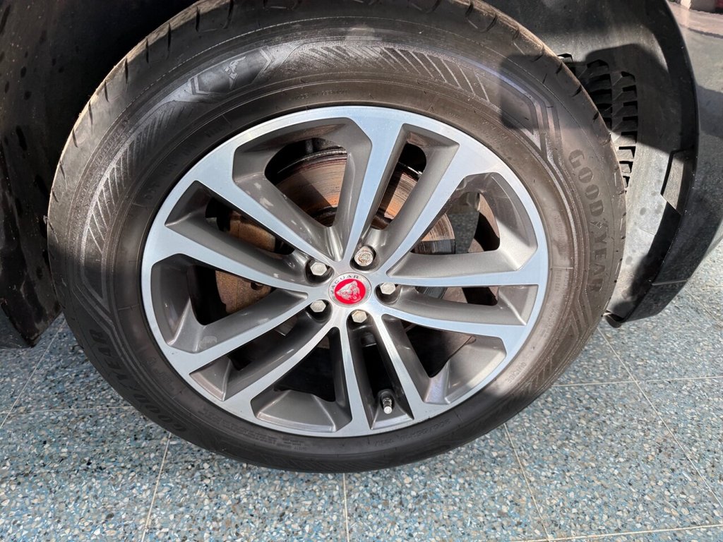 Used Jaguar F-Pace 2018 for sale - 76909779: Photo 26