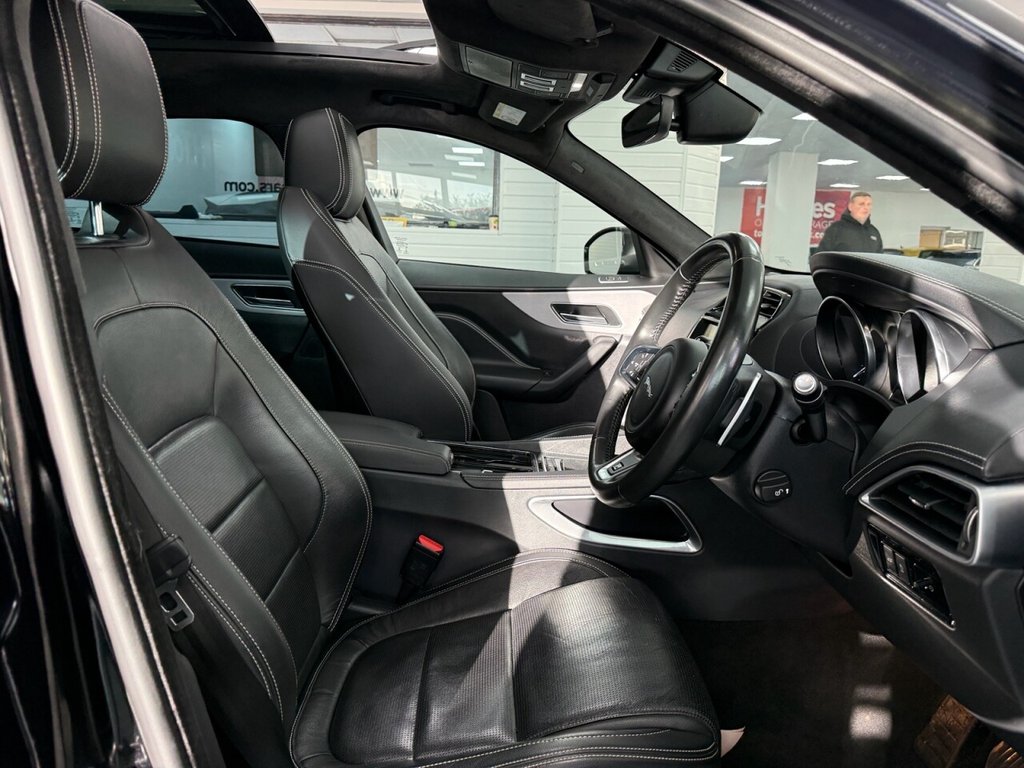 Used Jaguar F-Pace 2018 for sale - 76909779: Photo 28