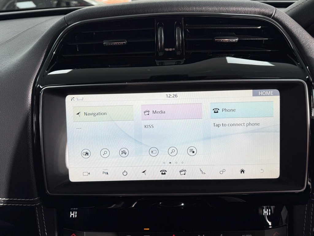 Used Jaguar F-Pace 2018 for sale - 76909779: Photo 37