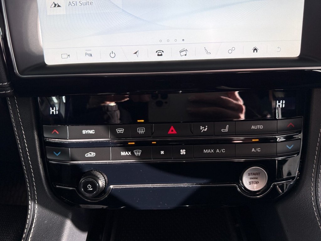 Used Jaguar F-Pace 2018 for sale - 76909779: Photo 42