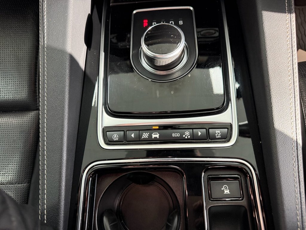 Used Jaguar F-Pace 2018 for sale - 76909779: Photo 44