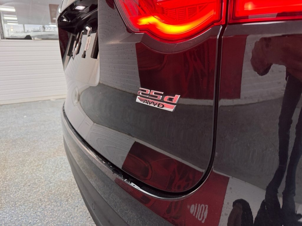 Used Jaguar F-Pace 2018 for sale - 76909779: Photo 9